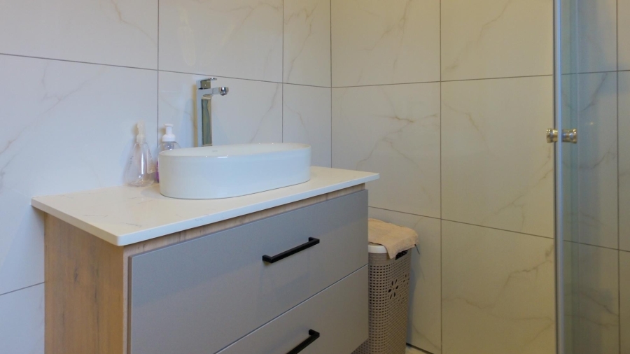 4 Bedroom Property for Sale in Waterkloof East North West
